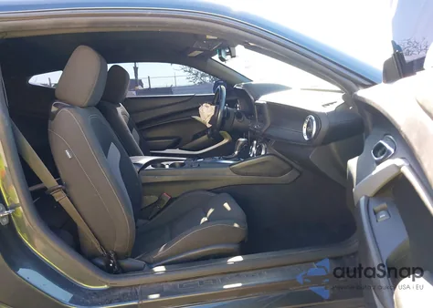 2020 Chevrolet Camaro Rwd 1Lt z USA, uszkodzony, nr VIN 1G1FB1RS8L0150031